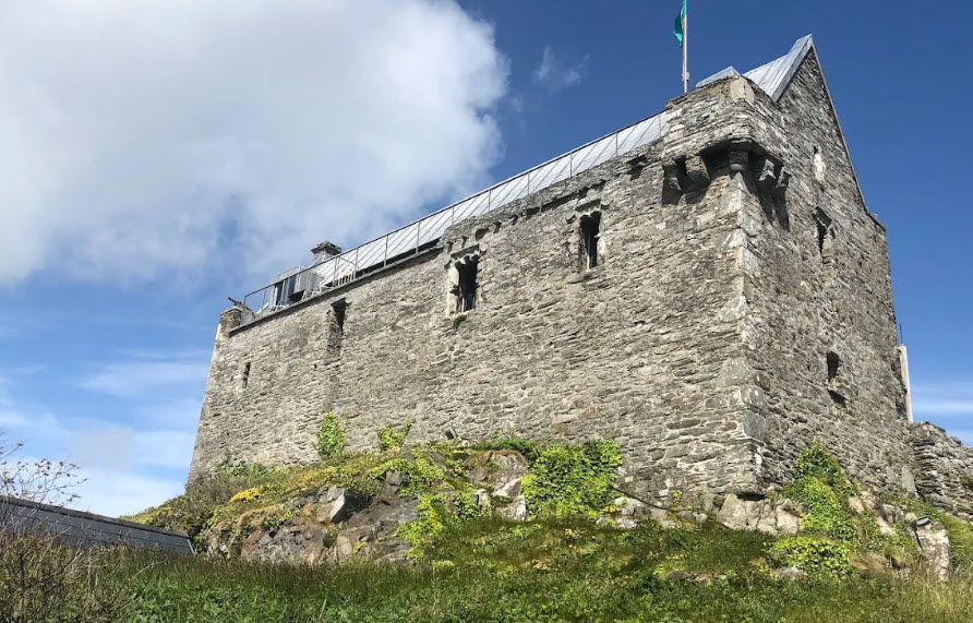 Dún na Séad Castle, Ireland